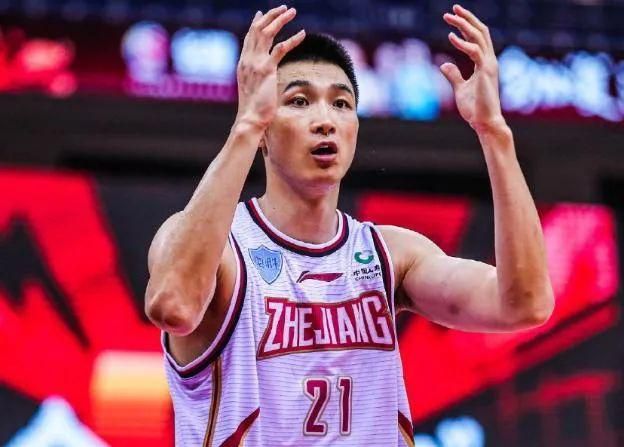 孤独的她